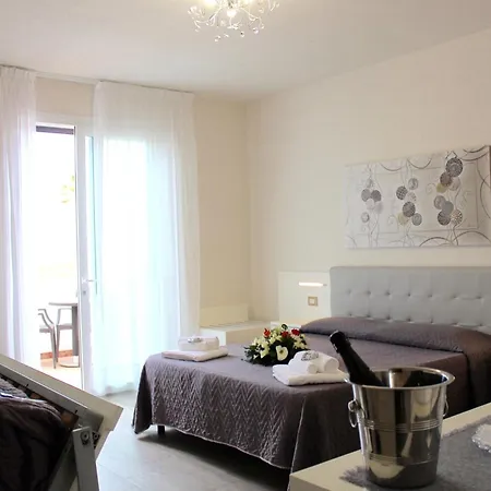 Hotel Giovanna Torre Suda