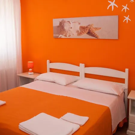 Giovanna Hotel 3*